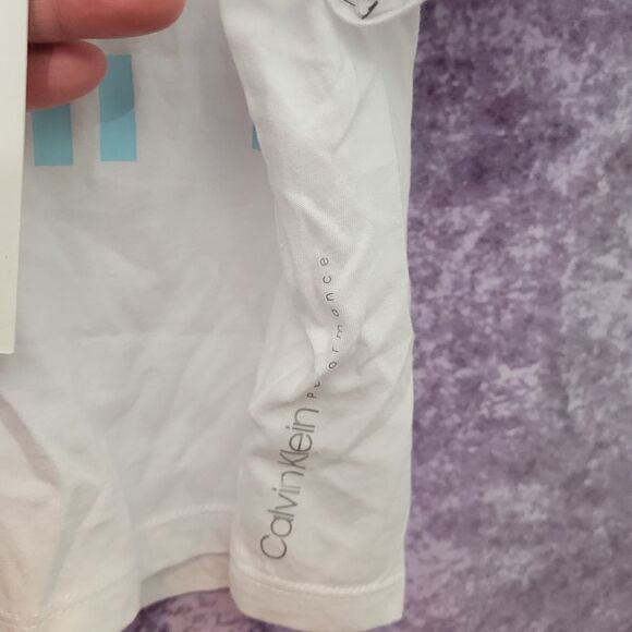 Womens Calvin Klein shirt - Picture 3 of 11